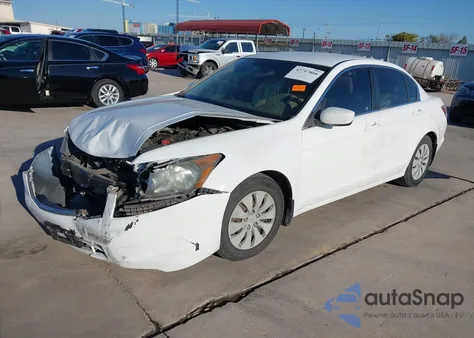2009 Honda Accord 2.4 Lx z USA, uszkodzony, nr VIN JHMCP26359C014847